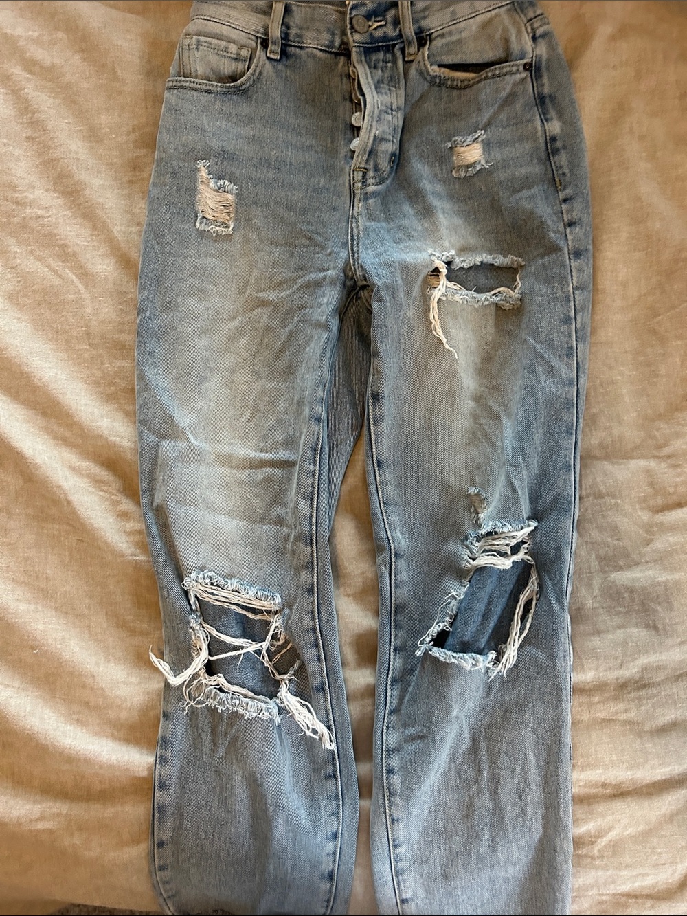PacSun Light Wash Distressed Boyfriend Jeans